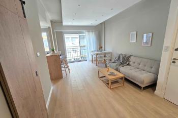En venta. Excelente departamento de dos ambientes a la calle con balcón francés - Mar del Plata