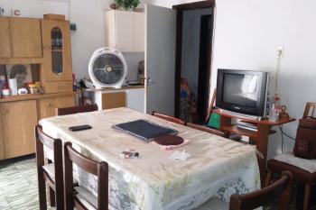 Casa en venta 3 ambientes Barrio Florencio Sànchez - A reciclar con local