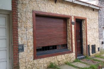 En venta. Atractivo PH de dos ambientes a la calle con patio - Mar del Plata