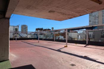 EN VENTA Cocheras descubiertas  para 50 vehículos + 1  cubierta, 1010 mts2-zona centro Mar del Plata